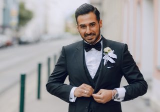 How to Dress for a Wedding as a Man: Practical Tips and Inspiration
